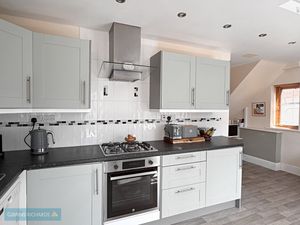 Kitchen- click for photo gallery